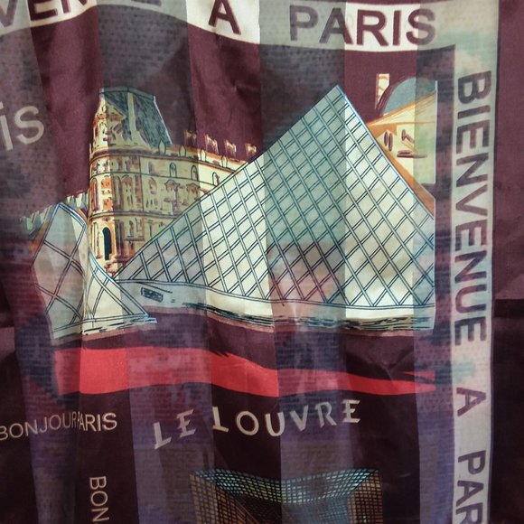 Parisian Landmarks Scarf - Picture 6 of 12